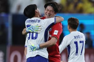 德天空记者:多特从大阪钢巴签下18岁山本天翔 租借合同附带买断