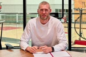蜘蛛直播-免费无插件直播在线观看_蜘蛛直播nba免费高清现场直播